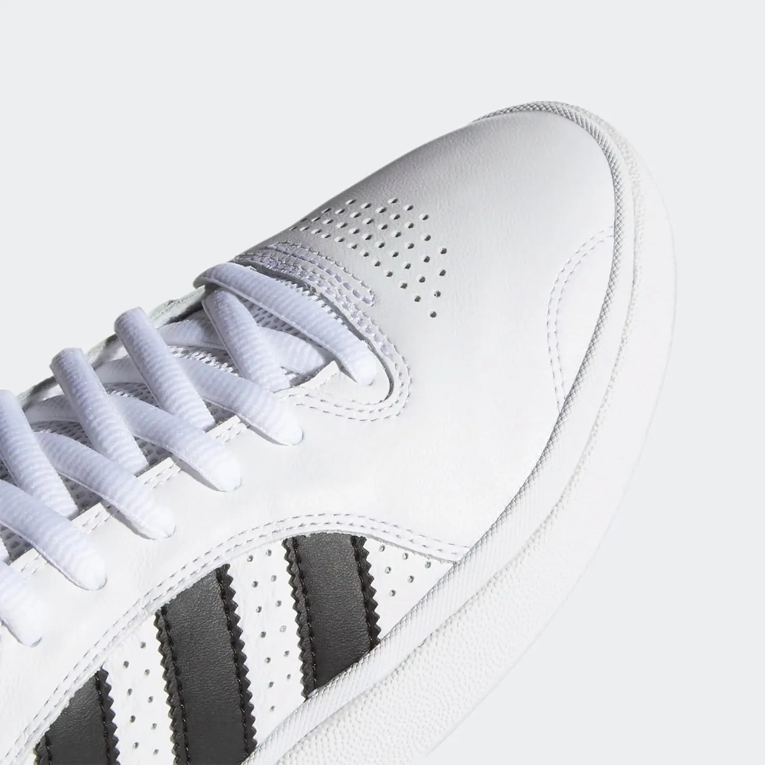 adidas Men's Tyshawn Shoe