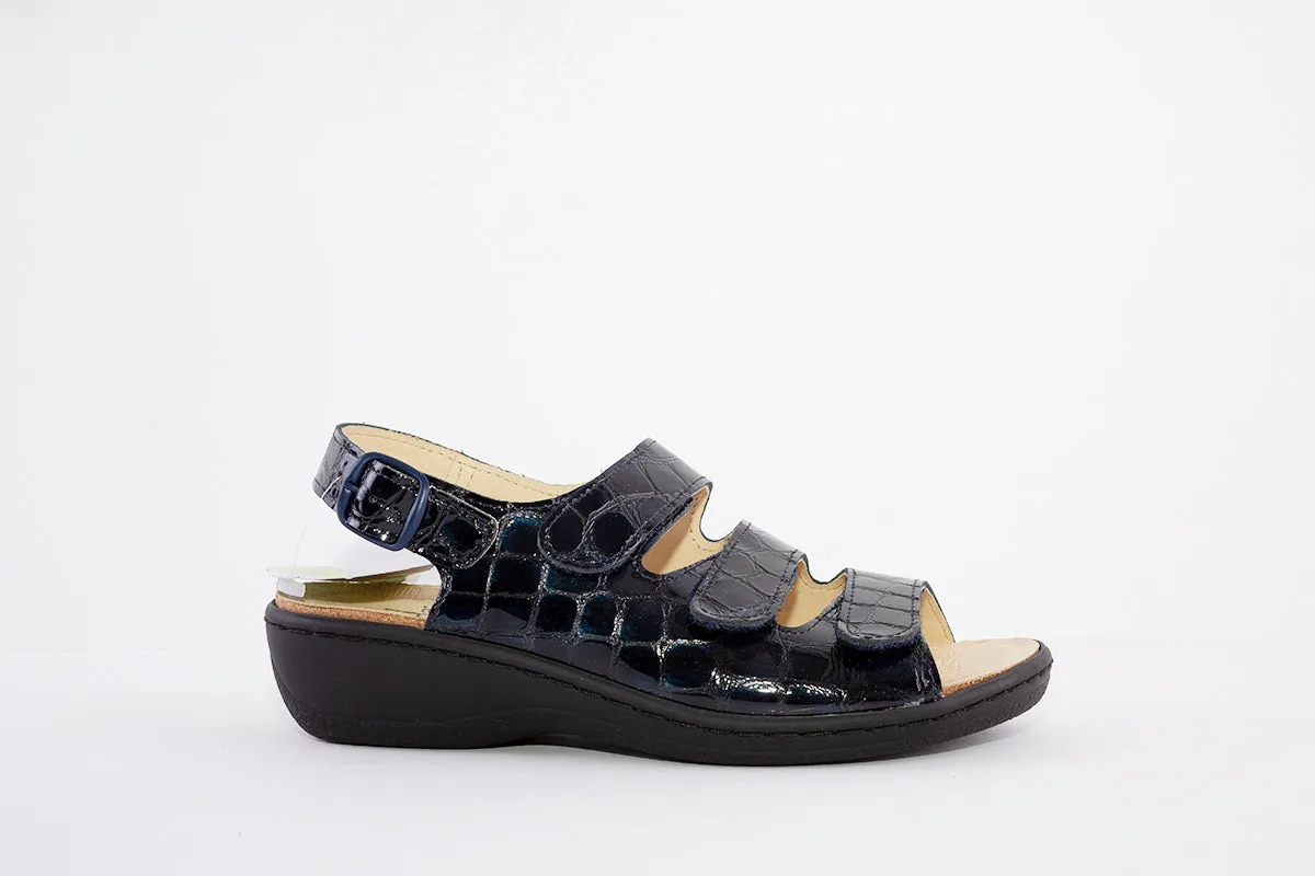 BELVIDA  42.488  3 VELCRO STRAP COMFORT SANDAL - NAVY PATENT