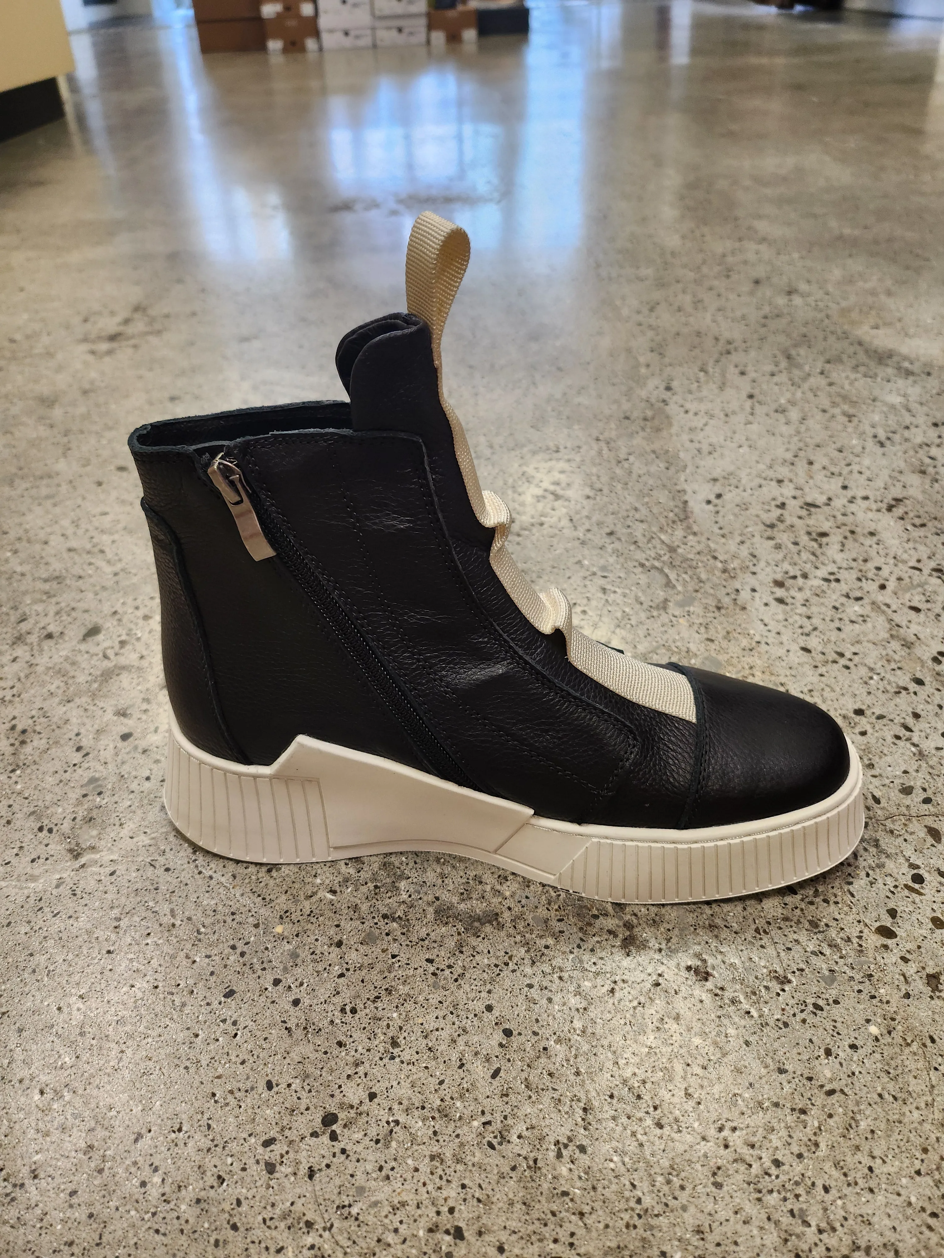 Gelato Japan sneaker Boot - Black