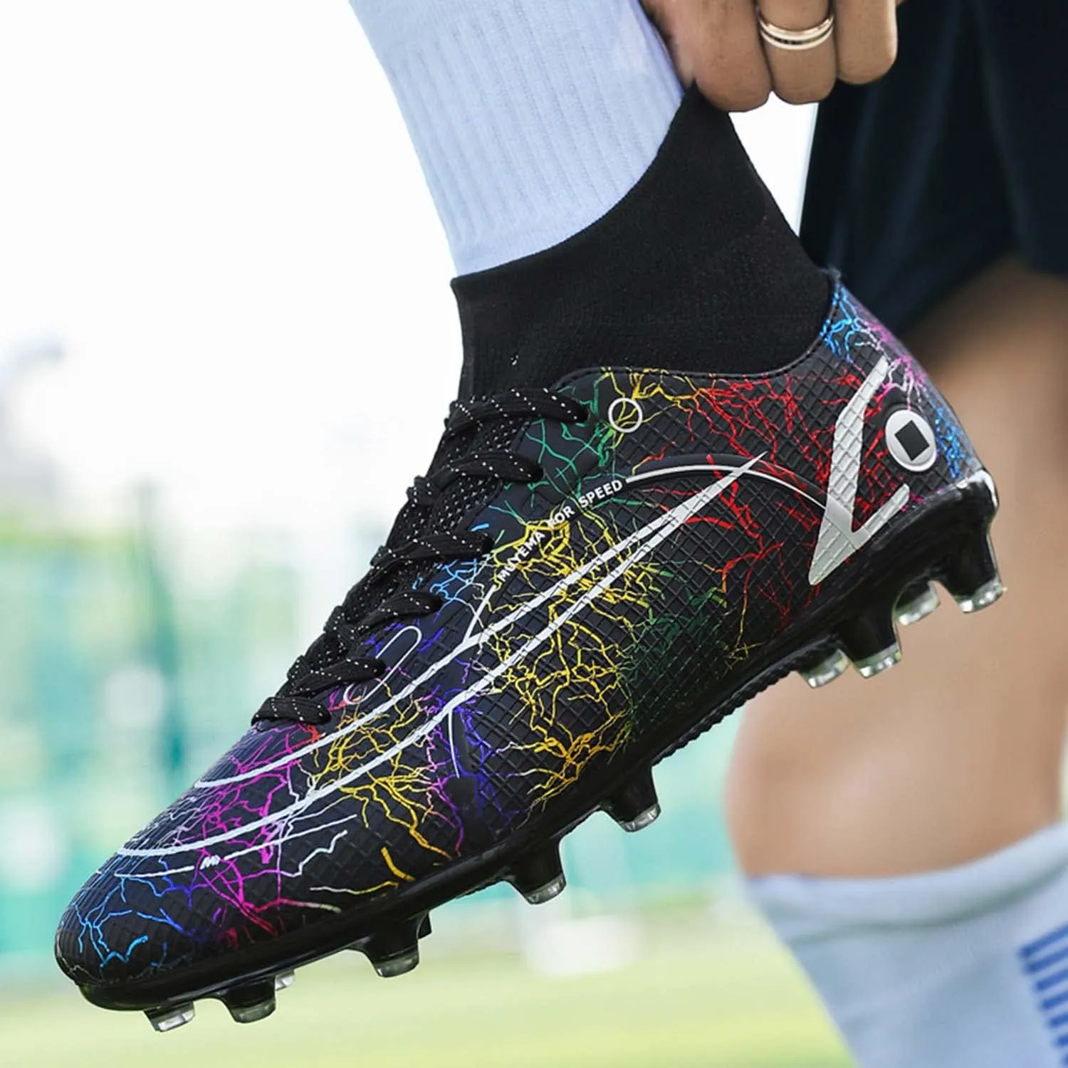 HESBITEUL Mens Athletic Outdoor Indoor Comfortable Soccer Shoes Boys Football Student Cleats Sneaker Shoes High Gripping Power