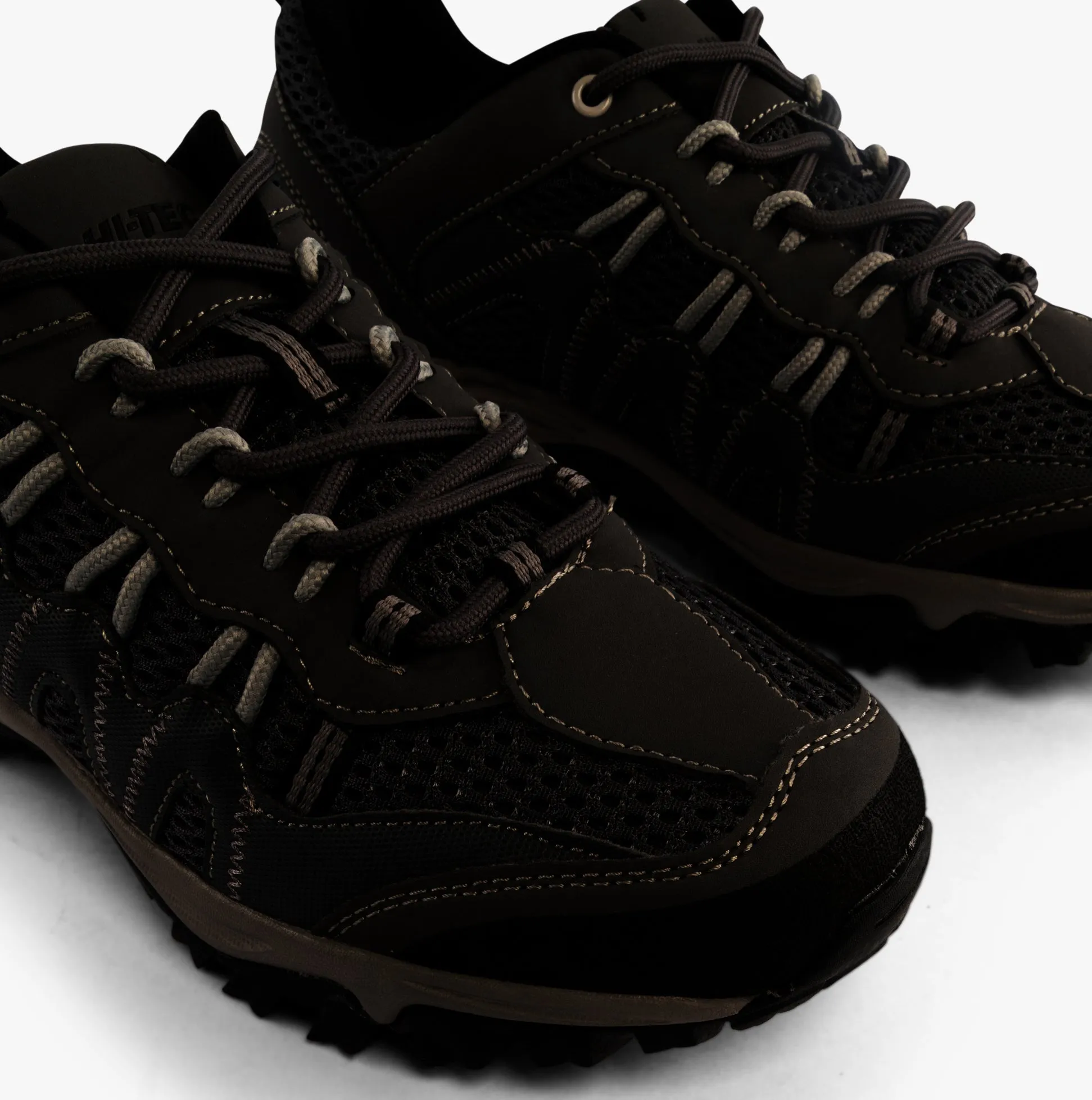 Hi-Tec JAGUAR Mens Trainers Charcoal/Grey