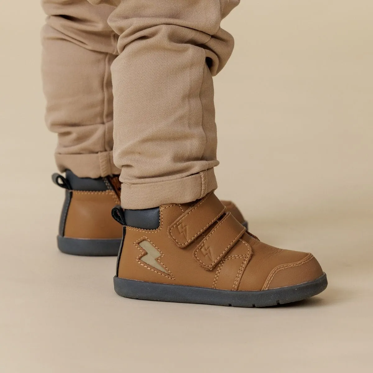 Lightning Boot in Tan