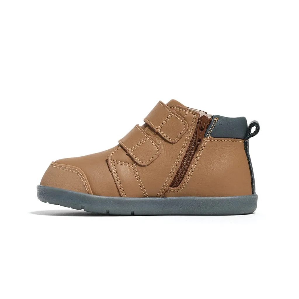 Lightning Boot in Tan