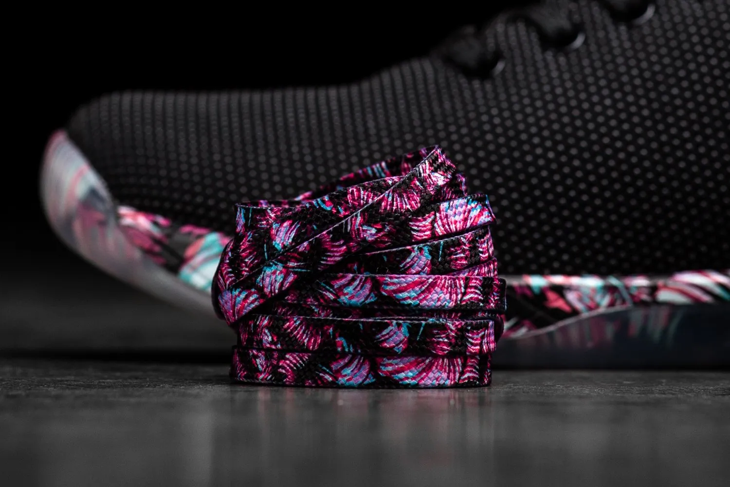 MIDNIGHT PALM TRAINER (WOMEN'S)