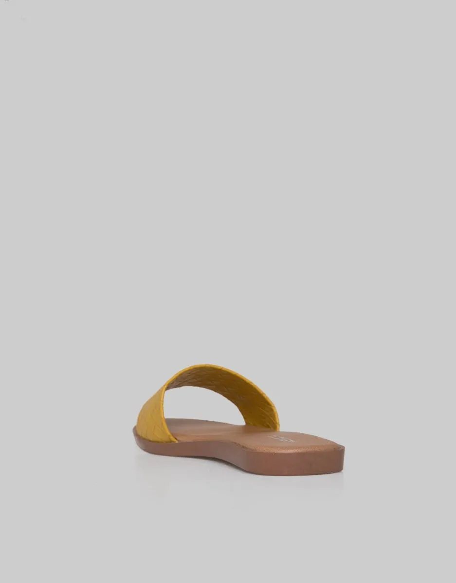 Nevada Slipper Sandals Wide Strap