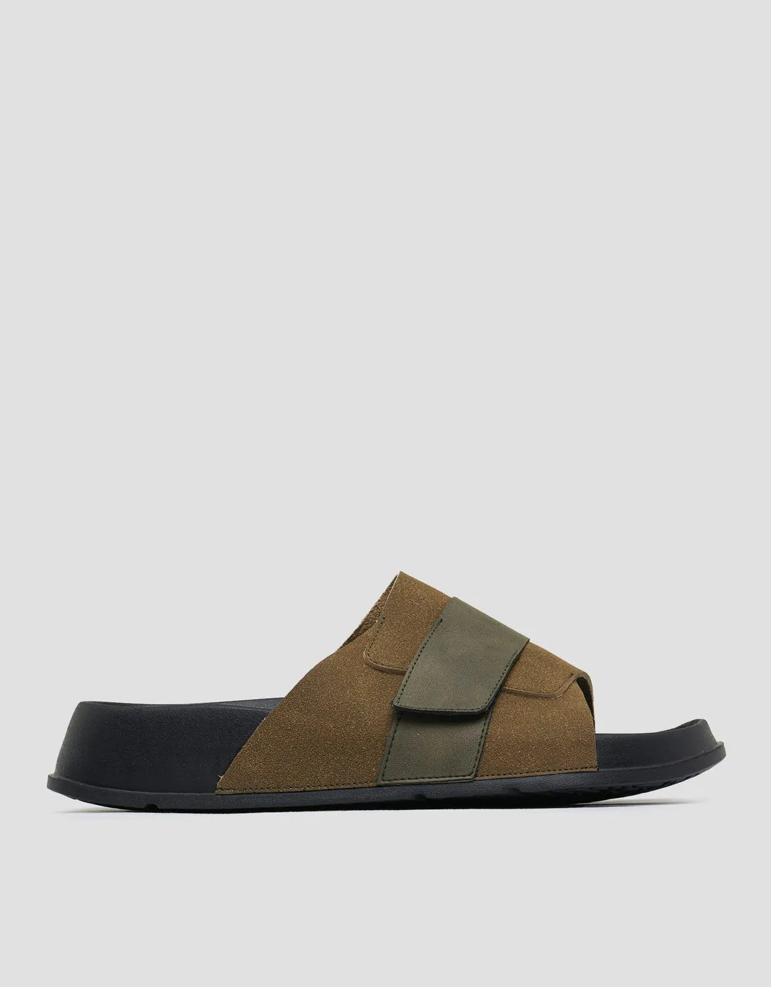 Nevada Wide Strap Slipper Sandal Pria