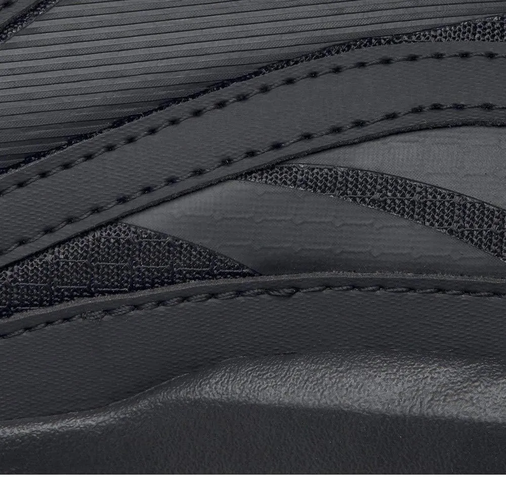 Reebok Men's Free time and Sportwear Track Shoe