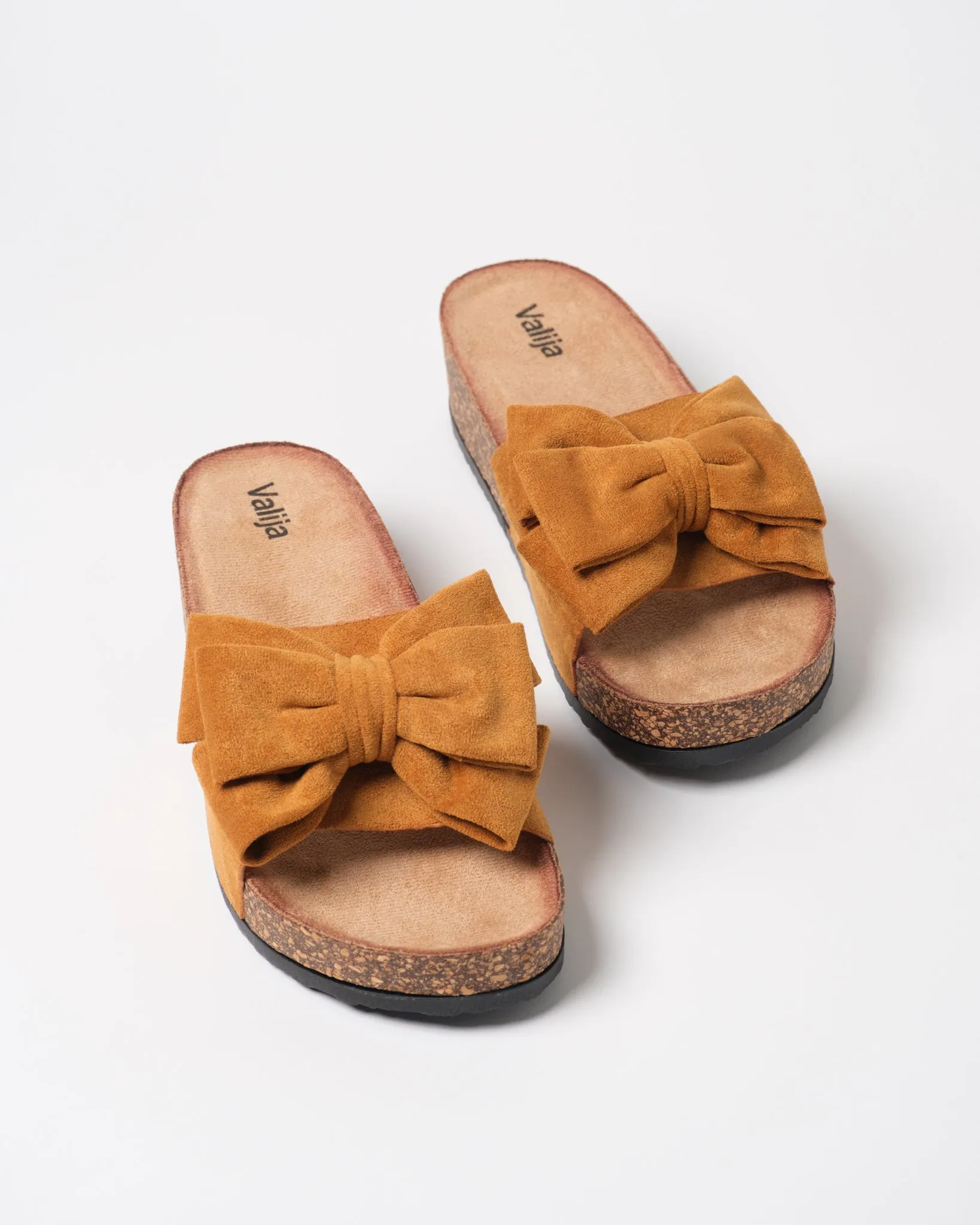 Thanya Sandal
