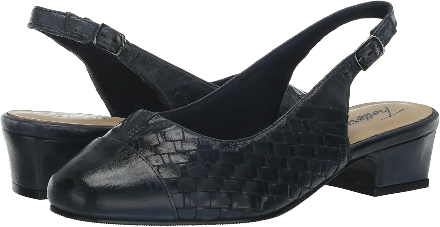 Trotters Women's Pumps